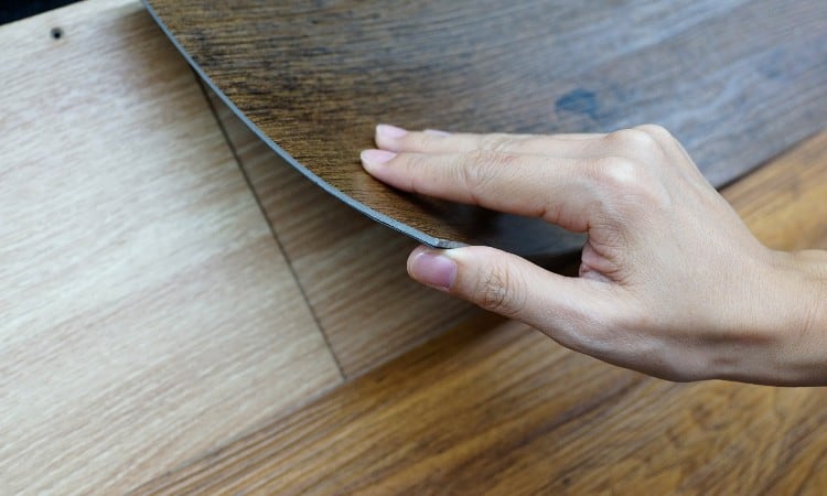 How to Choose Vinyl Flooring Material