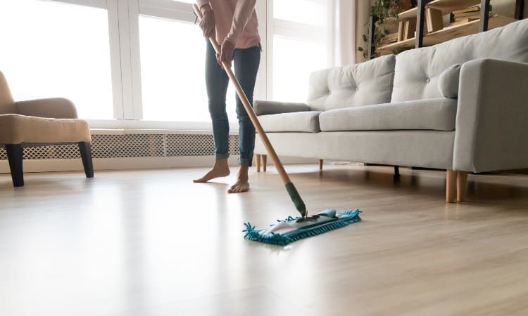 How to Paint Laminate Flooring