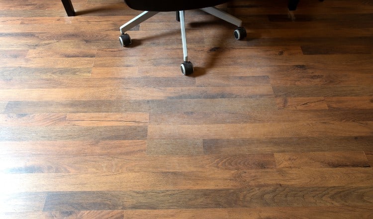 How to Stain Laminate Flooring